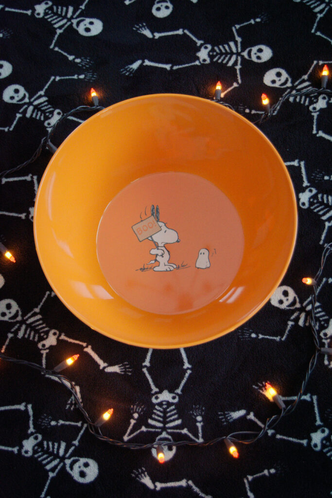 Snoopy Halloween Kitchen