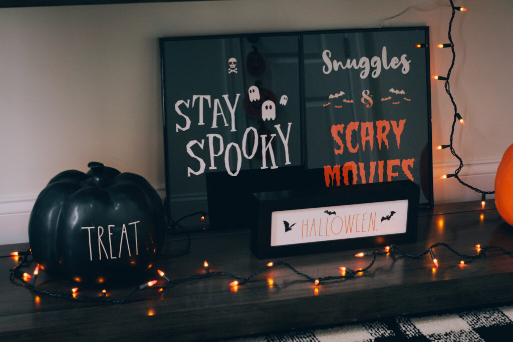 Halloween Entryway Decor