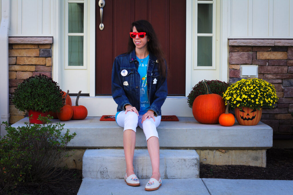 Halloween Front Steps- The Poppy Skull